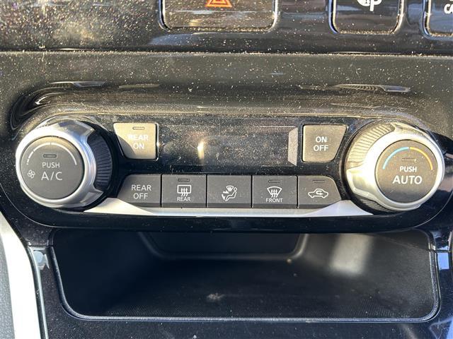 セレナ ハイウェイスター　Ｖセレクション　純正１０インチナビ　純正１１インチフリップダウンモニター　全方位カメラ　両側パワスラ　ＥＴＣ　パーキングアシスト　クルーズコントロール　衝突軽減　アイドリングストップ　１６インチ純正ＡＷ　フロアマット（22枚目）