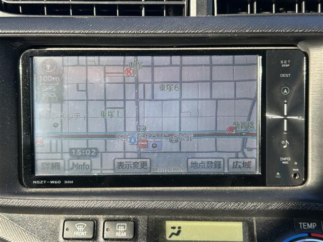 アクア Ｇ　純正ナビ　バックカメラ　ＥＴＣ　ヘッドライトレベライザー　アイドリングストップ　電動格納ミラー　シートヒーター　オートライト　純正フロアマット　プッシュスタート　スマートキー（3枚目）