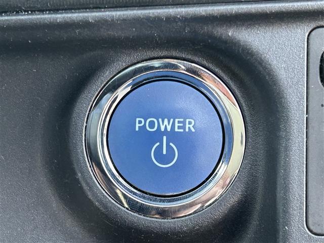 アクア Ｇ　純正ナビ　バックカメラ　ＥＴＣ　ヘッドライトレベライザー　アイドリングストップ　電動格納ミラー　シートヒーター　オートライト　純正フロアマット　プッシュスタート　スマートキー（7枚目）