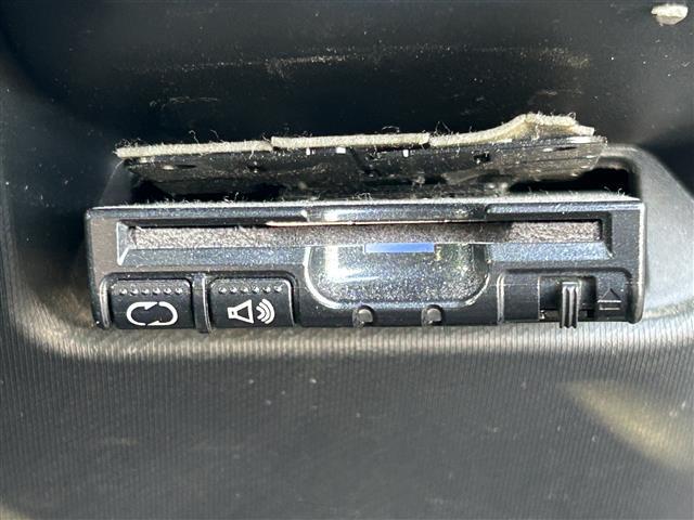 アクア Ｇ　純正ナビ　バックカメラ　ＥＴＣ　ヘッドライトレベライザー　アイドリングストップ　電動格納ミラー　シートヒーター　オートライト　純正フロアマット　プッシュスタート　スマートキー（18枚目）