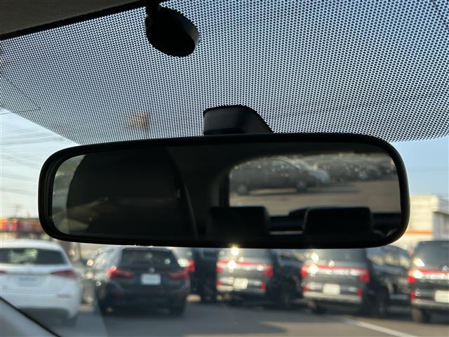 アクア Ｇ　純正ナビ　バックカメラ　ＥＴＣ　ヘッドライトレベライザー　アイドリングストップ　電動格納ミラー　シートヒーター　オートライト　純正フロアマット　プッシュスタート　スマートキー（23枚目）