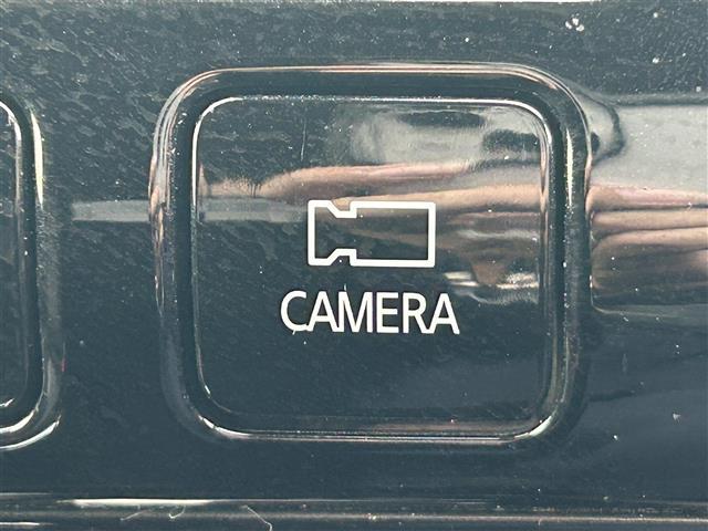 セレナ ハイウェイスター　純正１０インチナビ　純正１１インチフリップダウンモニター　全方位カメラ　両側パワスラ　ドラレコ　ＥＴＣ　デジタルインナーミラー　プロパイロット　レーダークルーズコントロール　電子パーキング（11枚目）