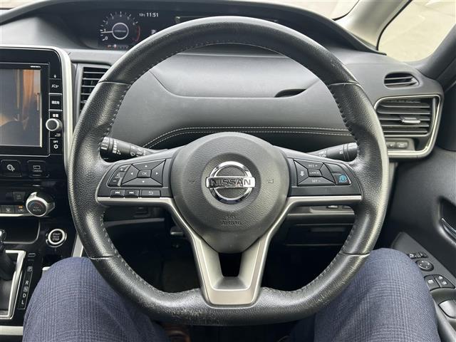 セレナ ハイウェイスター　純正１０インチナビ　純正１１インチフリップダウンモニター　全方位カメラ　両側パワスラ　ドラレコ　ＥＴＣ　デジタルインナーミラー　プロパイロット　レーダークルーズコントロール　電子パーキング（14枚目）