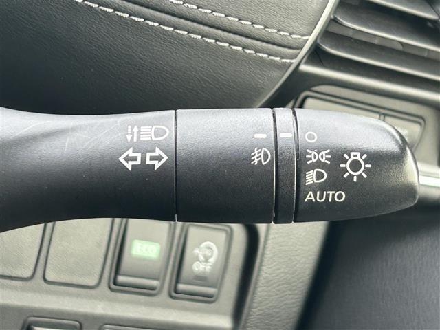 セレナ ハイウェイスター　純正１０インチナビ　純正１１インチフリップダウンモニター　全方位カメラ　両側パワスラ　ドラレコ　ＥＴＣ　デジタルインナーミラー　プロパイロット　レーダークルーズコントロール　電子パーキング（18枚目）