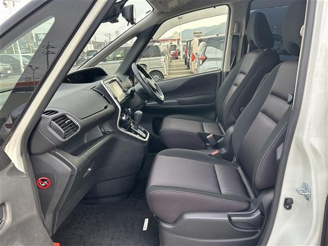 セレナ ハイウェイスター　純正１０インチナビ　純正１１インチフリップダウンモニター　全方位カメラ　両側パワスラ　ドラレコ　ＥＴＣ　デジタルインナーミラー　プロパイロット　レーダークルーズコントロール　電子パーキング（32枚目）