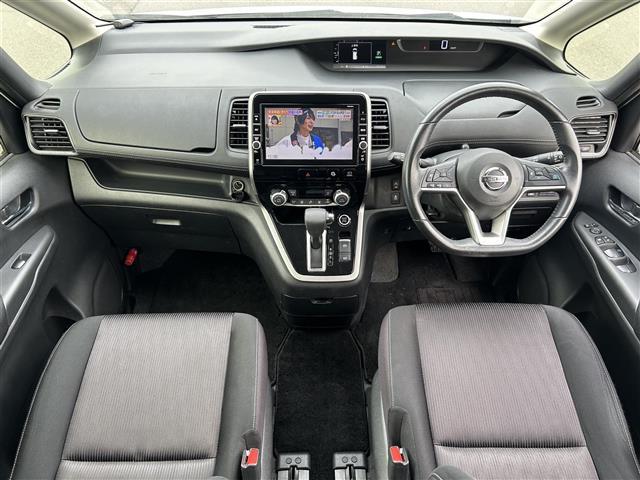 セレナ ハイウェイスター　純正１０インチナビ　純正１１インチフリップダウンモニター　全方位カメラ　両側パワスラ　ドラレコ　ＥＴＣ　デジタルインナーミラー　プロパイロット　レーダークルーズコントロール　電子パーキング（42枚目）