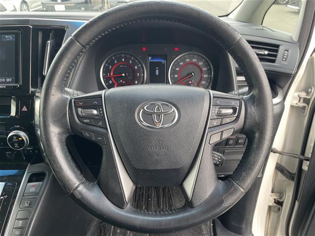 ヴェルファイア ２．５Ｚ　Ａエディション　純正９インチナビ　純正１２．１インチフリップダウンモニター　バックカメラ　両側パワスラ　ＥＴＣ　デジタルインナーミラー　トヨタセーフティセンス　レーダークルーズコントロール　１８インチ純正ＡＷ（12枚目）