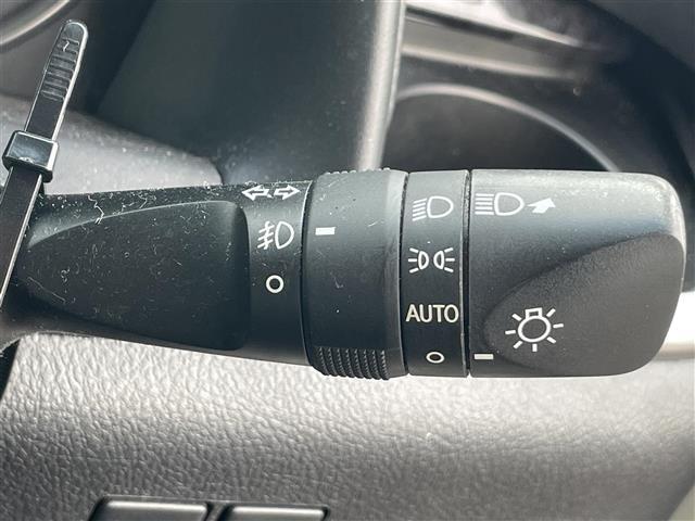 ヴェルファイア ２．５Ｚ　Ａエディション　純正９インチナビ　純正１２．１インチフリップダウンモニター　バックカメラ　両側パワスラ　ＥＴＣ　デジタルインナーミラー　トヨタセーフティセンス　レーダークルーズコントロール　１８インチ純正ＡＷ（17枚目）