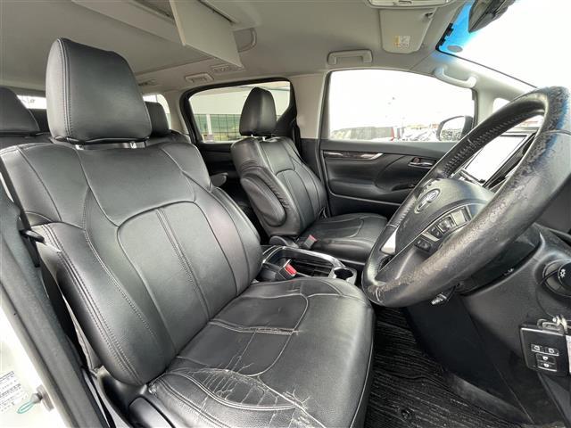 ヴェルファイア ２．５Ｚ　Ａエディション　純正９インチナビ　純正１２．１インチフリップダウンモニター　バックカメラ　両側パワスラ　ＥＴＣ　デジタルインナーミラー　トヨタセーフティセンス　レーダークルーズコントロール　１８インチ純正ＡＷ（24枚目）