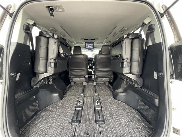 ヴェルファイア ２．５Ｚ　Ａエディション　純正９インチナビ　純正１２．１インチフリップダウンモニター　バックカメラ　両側パワスラ　ＥＴＣ　デジタルインナーミラー　トヨタセーフティセンス　レーダークルーズコントロール　１８インチ純正ＡＷ（29枚目）