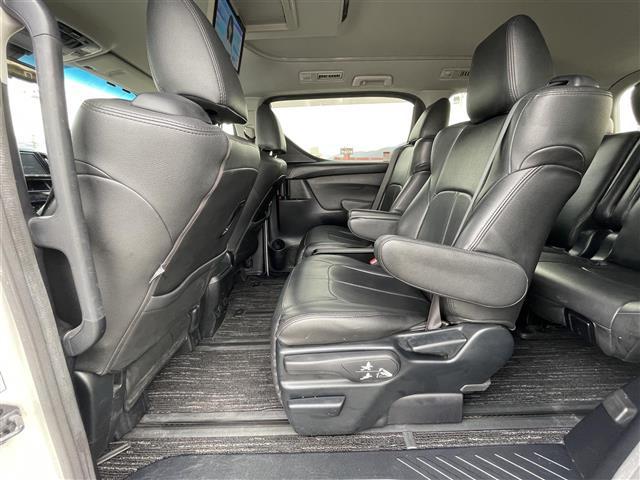 ヴェルファイア ２．５Ｚ　Ａエディション　純正９インチナビ　純正１２．１インチフリップダウンモニター　バックカメラ　両側パワスラ　ＥＴＣ　デジタルインナーミラー　トヨタセーフティセンス　レーダークルーズコントロール　１８インチ純正ＡＷ（30枚目）