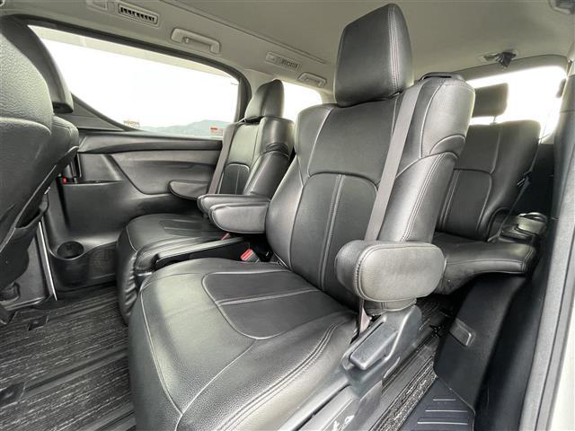 ヴェルファイア ２．５Ｚ　Ａエディション　純正９インチナビ　純正１２．１インチフリップダウンモニター　バックカメラ　両側パワスラ　ＥＴＣ　デジタルインナーミラー　トヨタセーフティセンス　レーダークルーズコントロール　１８インチ純正ＡＷ（31枚目）