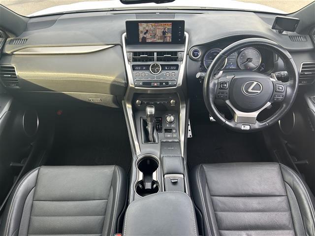 ＮＸ ＮＸ３００ｈ　Ｆスポーツ　登録時走行距離８７３２６ｋｍ　純正１０．３インチナビ（ＡＭ／ＦＭ／ＣＤ／ＤＶＤ／ＢＴ／ＴＶ）　バックカメラ　黒革シート　Ｄ／Ｎ席シートヒーター　Ｄ／Ｎ席ベンチレーション　Ｄ／Ｎ席パワーシート　ＢＳＭ（42枚目）