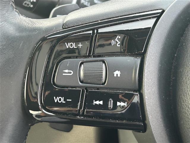 ヴェゼル ｅ：ＨＥＶ　Ｚ　純正９インチナビ（ＡＭ／ＦＭ／ＣａｒＰｌａｙ／ＴＶ／ＢＴ）　バックカメラ　ハーフレザーシート　Ｄ／Ｎ席シートヒーター　ホンダセンシング　衝突軽減ブレーキ　アダプティブクルーズコントロール　ＢＳＭ（15枚目）