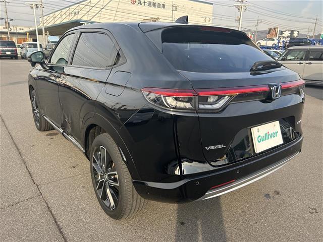 ヴェゼル ｅ：ＨＥＶ　Ｚ　純正９インチナビ（ＡＭ／ＦＭ／ＣａｒＰｌａｙ／ＴＶ／ＢＴ）　バックカメラ　ハーフレザーシート　Ｄ／Ｎ席シートヒーター　ホンダセンシング　衝突軽減ブレーキ　アダプティブクルーズコントロール　ＢＳＭ（40枚目）
