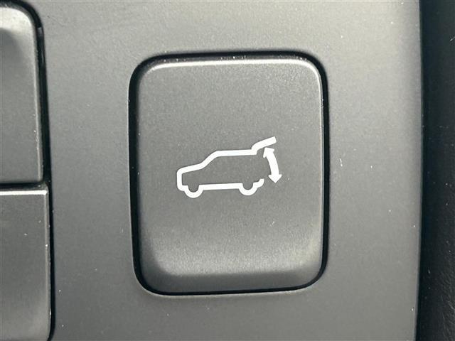 ＣＸ－５ ＸＤ　スポーツアピアランス　ＢＯＳＥサウンドシステム　登録時走行距離３３４５３ｋｍ　純正１０．２５インチナビ（ＡＭ／ＦＭ／ＣＤ／ＤＶＤ／ＢＴ／ＴＶ／ＣａｒＰｌａｙ）　全方位カメラ　パワーバックドア　Ｄ／Ｎ席シートヒーター　ＥＴＣ（12枚目）