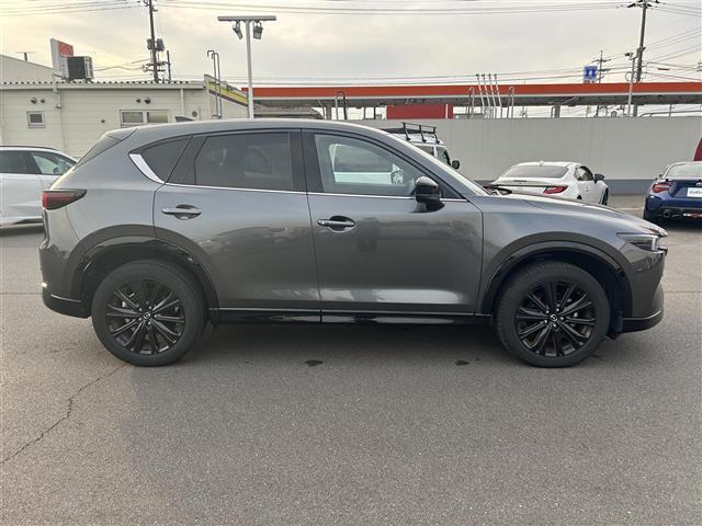 ＣＸ－５ ＸＤ　スポーツアピアランス　ＢＯＳＥサウンドシステム　登録時走行距離３３４５３ｋｍ　純正１０．２５インチナビ（ＡＭ／ＦＭ／ＣＤ／ＤＶＤ／ＢＴ／ＴＶ／ＣａｒＰｌａｙ）　全方位カメラ　パワーバックドア　Ｄ／Ｎ席シートヒーター　ＥＴＣ（39枚目）