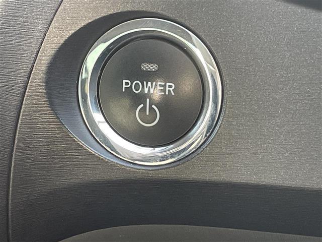 プリウス G TOMSエアロ サンルーフ 純正ナビ バックカメラ ETC クルーズコントロール オートライト プッシュスタート スマートキー レーダー探知機 純正フロアマット 17インチ純正AW(6枚目)