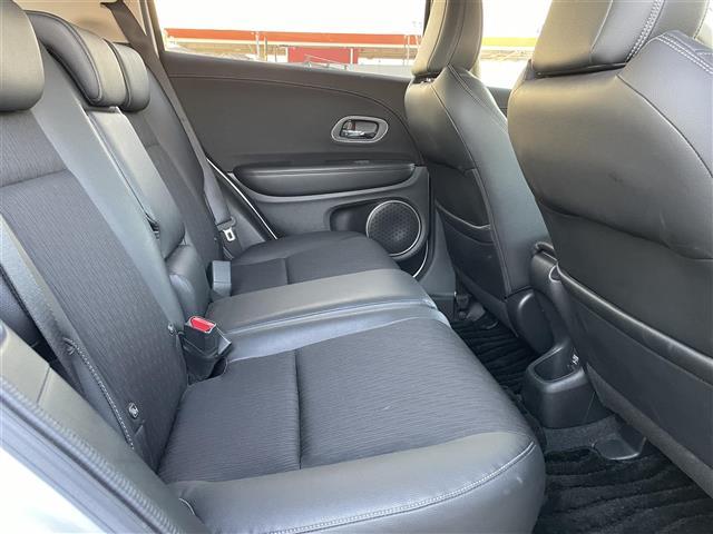 ヴェゼル ハイブリッドZ・ホンダセンシング 純正ナビ バックカメラ ホンダセンシング 衝突軽減ブレーキ 誤発進抑制機能 歩行者事故低減ステアリング 先行発進お知らせ機能 追従クルコン 車線維持支援システム 路外逸脱制御機能 標識認識機能(27枚目)