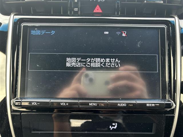 ハリアー プレミアム 純正9インチナビ バックカメラ ETC トヨタセーフティセンス クルーズコントロール オートマチックハイビーム アイドリングストップ 18インチ純正AW 純正フロアマット ハーフレザーシート(2枚目)