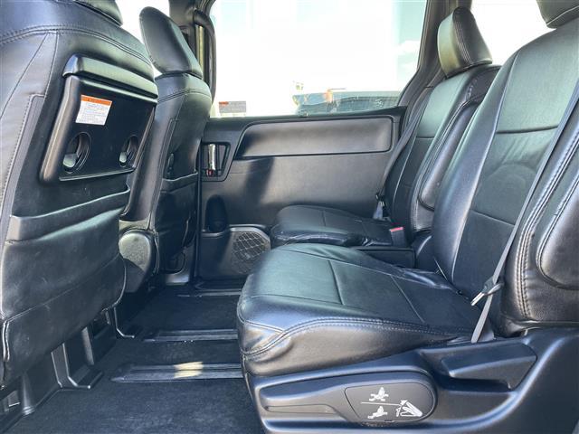 ヴォクシー ハイブリッドＺＳ　煌ＩＩ　禁煙車　フリップダウンモニター　ＡＬＰＩＮＥナビ　バックカメラ　両側パワスラ　Ｂｌｕｅｔｏｏｔｈ　フルセグＴＶ　ＥＴＣ　温シート　衝突軽減　レーンアシスト　クルコン　ＬＥＤヘッドライト　スマートキー（31枚目）