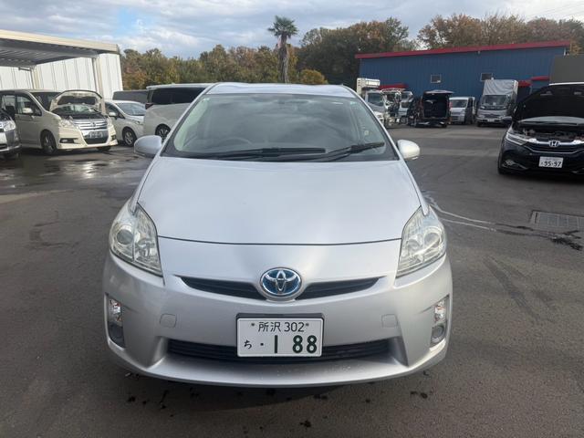 プリウス Ｌ　ＮＯ．７４９　プリウス　Ｌ　純正ナビ／ＴＶ／ＥＴＣ／スマートキー／禁煙車（2枚目）