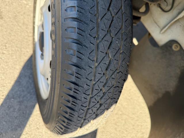 ハイゼットトラック 　ＮＯ．８０１　軽貨物　軽トラ　ラジオ　パワステ　エアコンなし　３０，０００Ｋ台　禁煙車（13枚目）