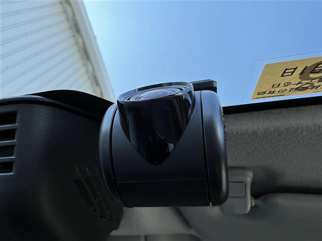 エブリイワゴン ＰＺターボスペシャル　社外メモリナビ　ＣＤ　ＤＶＤ　Ｂｌｕｅｔｏｏｔｈ　フルセグ　バックカメラ　両側パワースライドドア　スズキセーフティサポート　コーナーセンサー　ドライブレコーダー前後　ドアバイザー　フロアマット（8枚目）