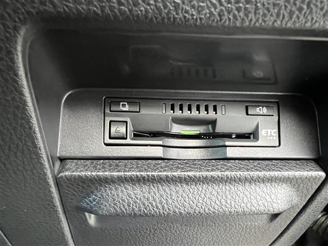 ＺＳ　煌ＩＩ　純正９型ナビ　ＣＤ　ＤＶＤ　ＳＤ　Ｂｌｕｅｔｏｏｔｈ　ＦＭ　ＡＭ　フルセグ　Ｔｏｙｏｔａ　Ｓａｆｅｔｙ　Ｓｅｎｓｅ　両側パワースライドドア　クルーズコントロール　純正フリップダウンモニター(8枚目)