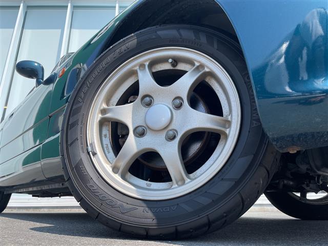 カプチーノ ベースグレード JVCカーオーディオ 保管用カバー付きハードトップルーフ インタークーラーターボ ターボタイマー 純正フロアマット スペアキー シガーソケット パワーウィンドウ 保証書 取扱説明書(16枚目)