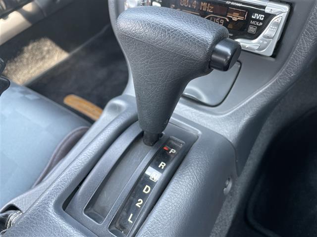 カプチーノ ベースグレード JVCカーオーディオ 保管用カバー付きハードトップルーフ インタークーラーターボ ターボタイマー 純正フロアマット スペアキー シガーソケット パワーウィンドウ 保証書 取扱説明書(22枚目)