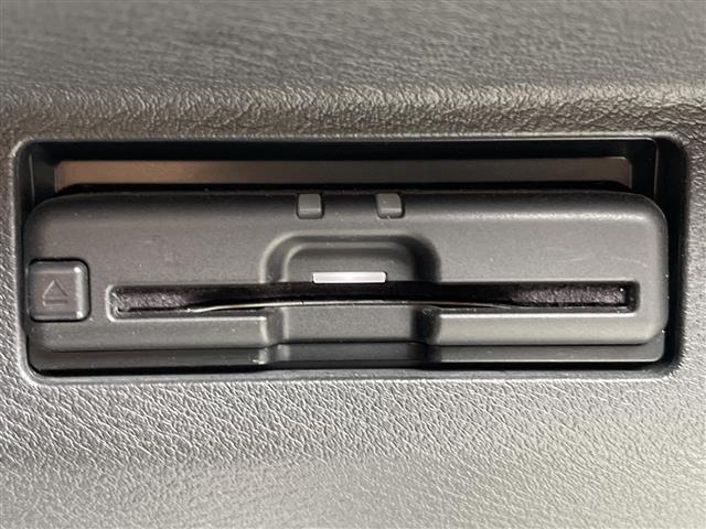 キックス Ｘ　プロパイロット　全方位カメラ　クルコン　純正９インチナビ　Ｂｌｕｅｔｏｏｔｈ　フルセグ　デジタルルームミラー　ドラレコ　ＥＴＣ　ルーフレール　コーナーセンサー　純正アルミ　スマートキー（5枚目）