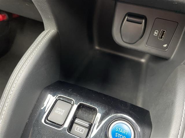 キックス Ｘ　プロパイロット　全方位カメラ　クルコン　純正９インチナビ　Ｂｌｕｅｔｏｏｔｈ　フルセグ　デジタルルームミラー　ドラレコ　ＥＴＣ　ルーフレール　コーナーセンサー　純正アルミ　スマートキー（7枚目）