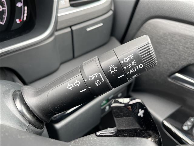 オデッセイハイブリッド ｅ：ＨＥＶアブソルート　純正９型ＳＤナビ　パワースライドドア　電動リアゲート　全周囲カメラ　追従式クルーズコントロール　パワーシート　全席シートヒーター　ワイヤレス充電　パドルシフト　ＬＥＤ　純正ＡＷ　ビルドインＥＴＣ（27枚目）