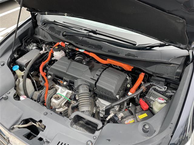 オデッセイハイブリッド ｅ：ＨＥＶアブソルート　純正９型ＳＤナビ　パワースライドドア　電動リアゲート　全周囲カメラ　追従式クルーズコントロール　パワーシート　全席シートヒーター　ワイヤレス充電　パドルシフト　ＬＥＤ　純正ＡＷ　ビルドインＥＴＣ（43枚目）