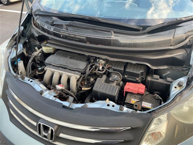 フリード G エアロ Lパッケージ 純正ナビ ワンセグTV Gathers製後席フリップダウンモニター 片側パワースライドドア バックカメラ ETC 純正アルミホイール 純正フロアマット 電動格納ミラー ドアバイザー(15枚目)