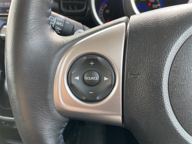 N-BOXカスタム G ターボSSブラックスタイルパッケージ 純正8インチSDナビ バックカメラ クルーズコントロール シートヒーター シティブレーキアクティブシステム パドルシフト オートリトラミラー LEDフォグランプ 純正AW 純正フロアマット ETC(10枚目)