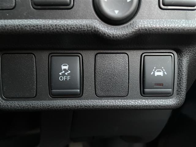 ノート e-パワー X 純正SDナビ フルセグTV 全方位カメラ ETC 前後ドライブレコーダー 前後コーナーセンサー SUPER CAT(SCRX-R203)レーダー 純正アルミホイール 純正フロアマット スマートキー(7枚目)