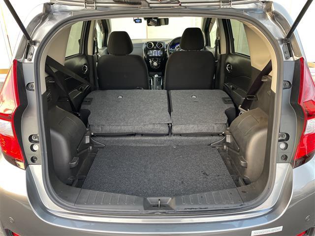 ノート e-パワー X 純正SDナビ フルセグTV 全方位カメラ ETC 前後ドライブレコーダー 前後コーナーセンサー SUPER CAT(SCRX-R203)レーダー 純正アルミホイール 純正フロアマット スマートキー(16枚目)