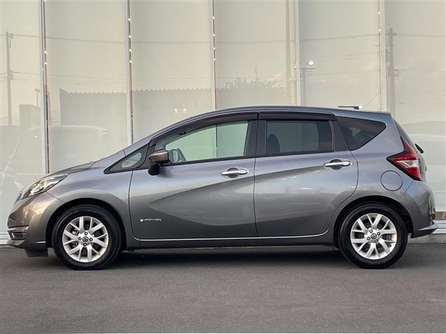 ノート e-パワー X 純正SDナビ フルセグTV 全方位カメラ ETC 前後ドライブレコーダー 前後コーナーセンサー SUPER CAT(SCRX-R203)レーダー 純正アルミホイール 純正フロアマット スマートキー(21枚目)