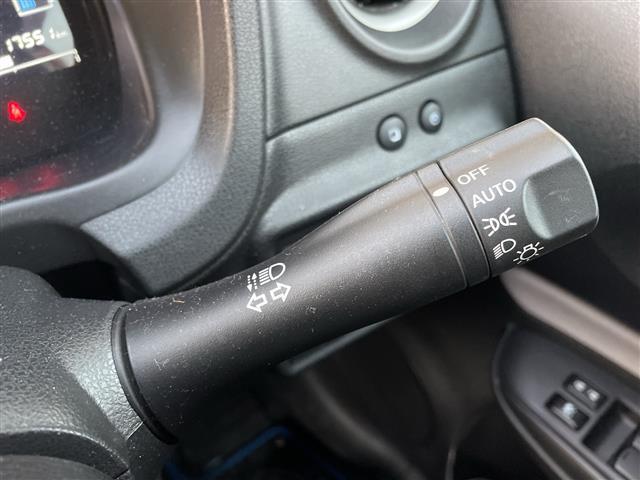 ノート e-パワー X 純正SDナビ フルセグTV 全方位カメラ ETC 前後ドライブレコーダー 前後コーナーセンサー SUPER CAT(SCRX-R203)レーダー 純正アルミホイール 純正フロアマット スマートキー(27枚目)