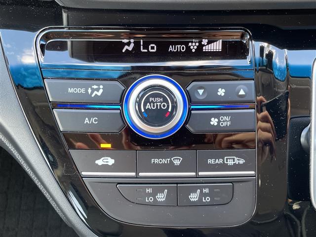 フリードハイブリッド ハイブリッド・G 純正SDナビ ワンセグTV 両側パワースライドドア バックカメラ レーダークルーズコントロール 前後ドライブレコーダー コーナーセンサー ビルトインETC 前席シートヒーター 純正アルミホイール(9枚目)