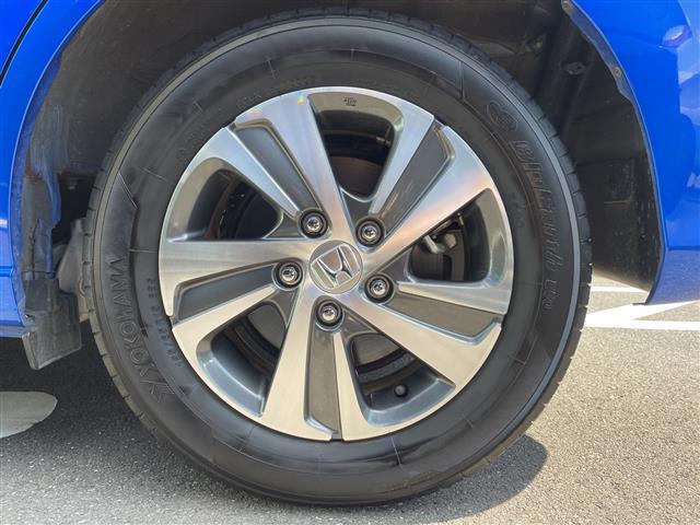 フリードハイブリッド ハイブリッド・G 純正SDナビ ワンセグTV 両側パワースライドドア バックカメラ レーダークルーズコントロール 前後ドライブレコーダー コーナーセンサー ビルトインETC 前席シートヒーター 純正アルミホイール(39枚目)