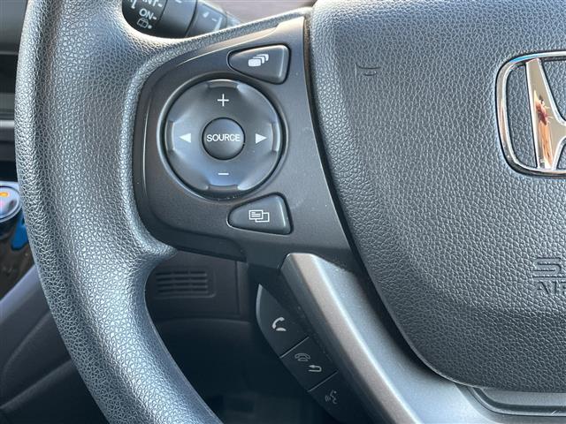 フリードハイブリッド ハイブリッド・Ｇホンダセンシング　純正ＳＤナビ　ワンセグＴＶ　両側パワースライドドア　バックカメラ　クルーズコントロール　前席シートヒーター　コーナーセンサー　純正ドライブレコーダー　ビルトインＥＴＣ　純正フロアマット（11枚目）