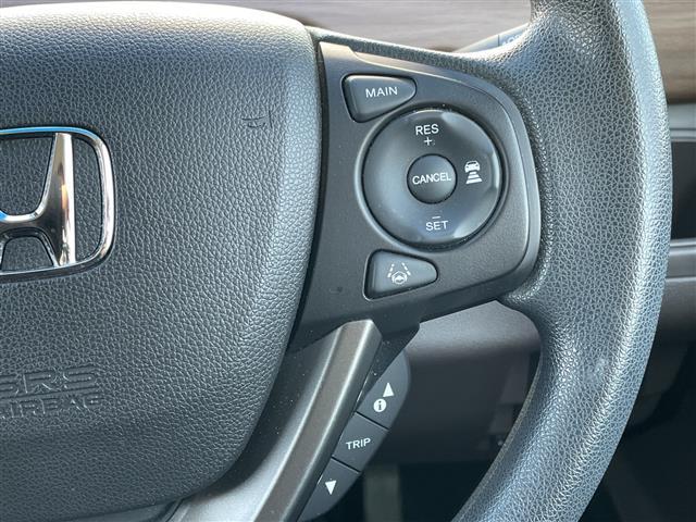 フリードハイブリッド ハイブリッド・Ｇホンダセンシング　純正ＳＤナビ　ワンセグＴＶ　両側パワースライドドア　バックカメラ　クルーズコントロール　前席シートヒーター　コーナーセンサー　純正ドライブレコーダー　ビルトインＥＴＣ　純正フロアマット（12枚目）