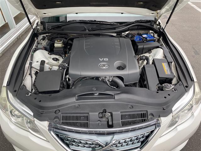 マークＸ ２５０Ｇ　リラックスセレクション　純正ナビ　ＥＴＣ　バックカメラ　ドライブレコーダー前後　前席パワーシート　ＭＴモード付ＡＴ　純正フロアマット　ＣＤチェンジャー　ドアバイザー　プッシュスタート　エンジンスターター付　ドアバイザー（11枚目）