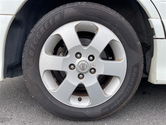 セレナ ハイウェイスター 純正HDDナビ 両側パワースライドドア 後席モニター バックカメラ ビルドインETC キセノンヘッドライト フォグライト ドアバイザー 純正アルミホイール 純正フロアマット スマートキー スペアキー(9枚目)