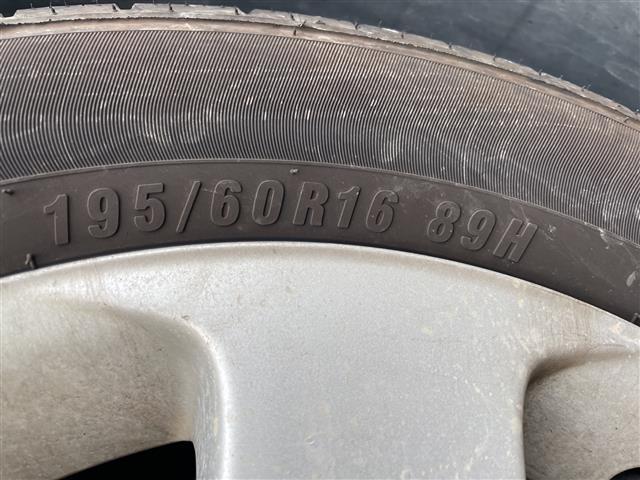 セレナ ハイウェイスター 純正HDDナビ 両側パワースライドドア 後席モニター バックカメラ ビルドインETC キセノンヘッドライト フォグライト ドアバイザー 純正アルミホイール 純正フロアマット スマートキー スペアキー(10枚目)