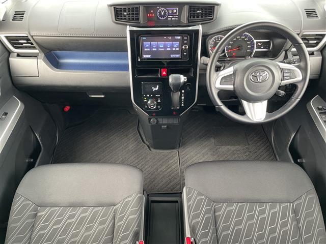 タンク カスタムＧ　純正ナビ　ＤＶＤ／ＣＤ　フルセグＴＶ　Ｂｌｕｅｔｏｏｔｈ　バックアカメラ　ワンオーナー　アイドリングストップ　クルーズコントロール　社外ドライブレコーダー（前方）　純正フロントアエロ　後席サンシェード（2枚目）