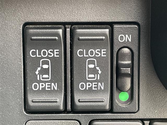 タンク カスタムＧ　純正ナビ　ＤＶＤ／ＣＤ　フルセグＴＶ　Ｂｌｕｅｔｏｏｔｈ　バックアカメラ　ワンオーナー　アイドリングストップ　クルーズコントロール　社外ドライブレコーダー（前方）　純正フロントアエロ　後席サンシェード（6枚目）